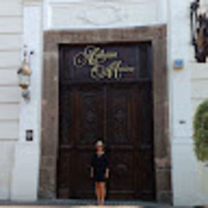 Meet your Posher, Yesika patricia